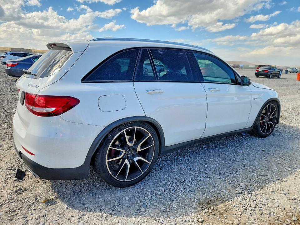 69374406 :رقم المزاد ، WDC0G6EB4HF165352 vin ، 2017 Mercedes-benz Glc مزاد بيع