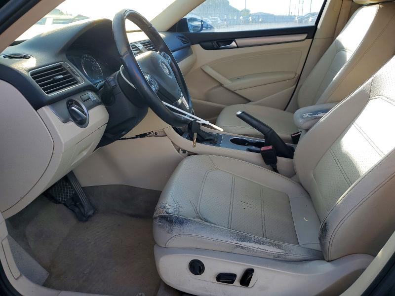 2014 Volkswagen Passat მანქანა იყიდება აუქციონზე, vin: 1VWBN7A34EC058725, აუქციონის ნომერი: 70030046