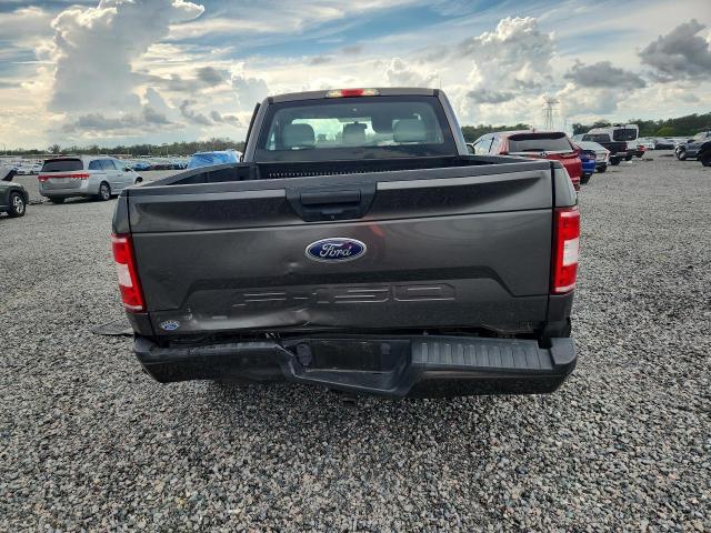 70331796 :رقم المزاد ، 1FTMF1CB2JFB12932 vin ، 2018 Ford F150 مزاد بيع