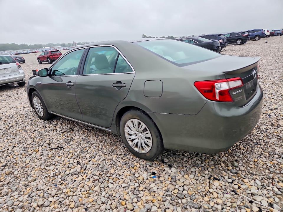 2012 Toyota Camry Hybrid მანქანა იყიდება აუქციონზე, vin: 4T1BD1FK4CU029070, აუქციონის ნომერი: 69173376