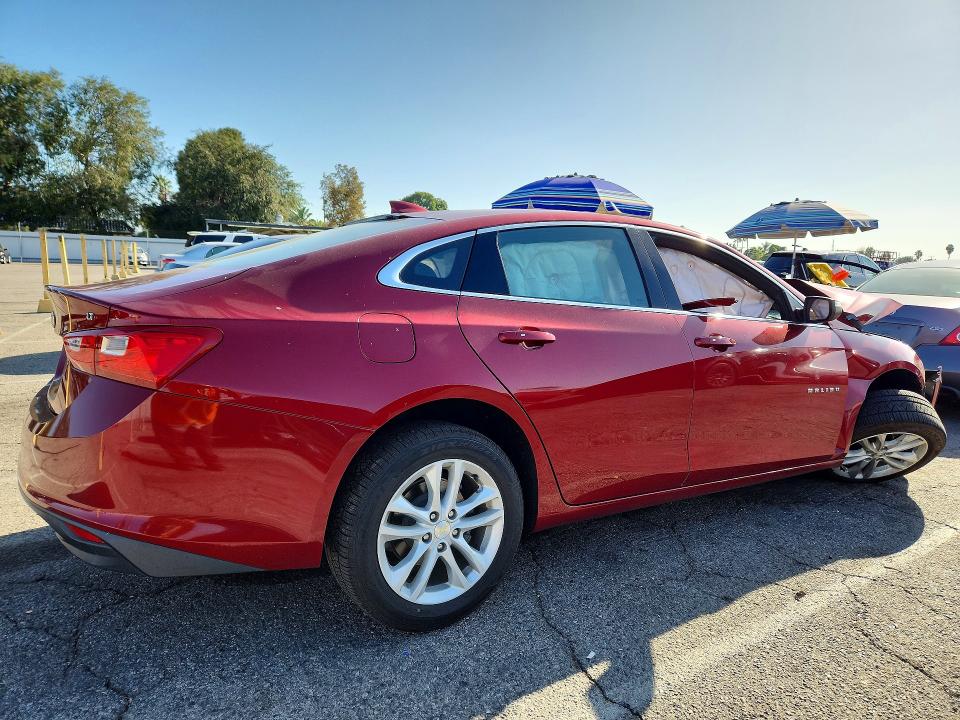 Продаж на аукціоні авто 2018 Chevrolet Malibu, vin: 1G1ZD5ST7JF200493, номер лоту: 69205866