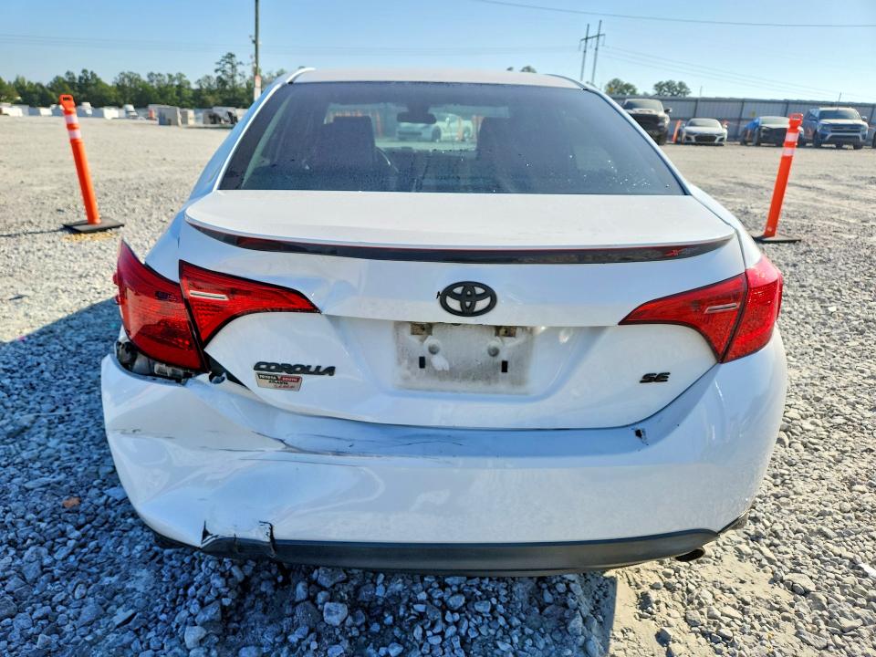Продажа на аукционе авто 2018 Toyota Corolla, vin: 5YFBURHE0JP761636, номер лота: 69159136
