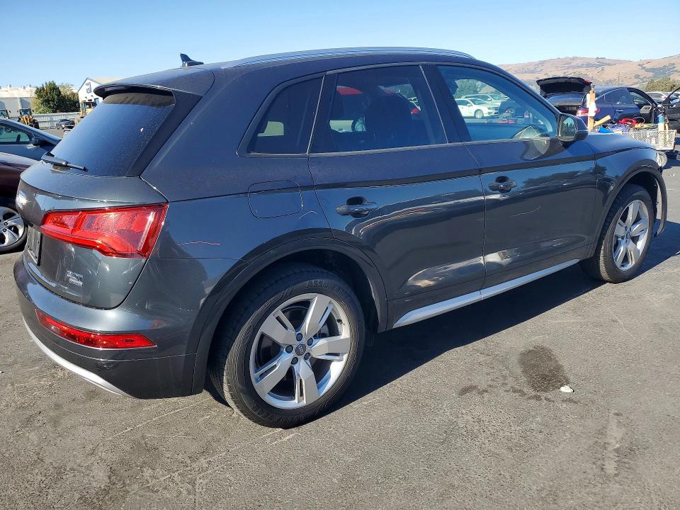Aukcja sprzedaży 2018 Audi Q5, vin: WA1ANAFY7J2003101, numer aukcji: 71075246