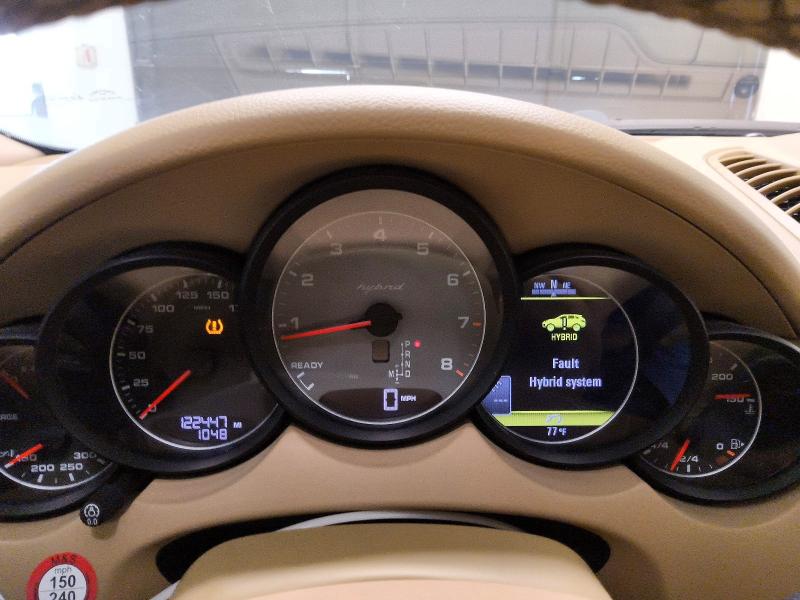 Aukcja sprzedaży 2013 Porsche Cayenne, vin: WP1AE2A26DLA15784, numer aukcji: 68591666
