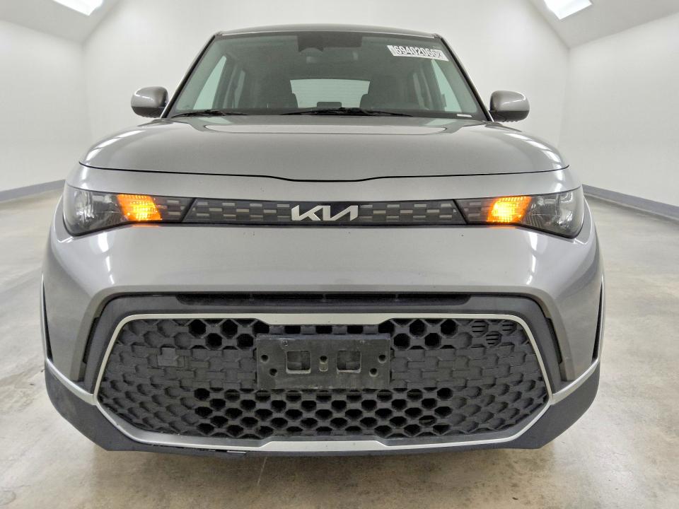 69402066 :رقم المزاد ، KNDJ23AU1P7846060 vin ، 2023 Kia Soul مزاد بيع
