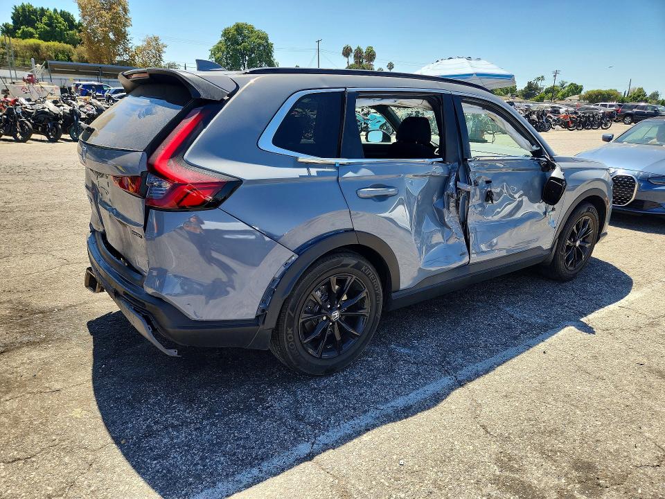 Продажа на аукционе авто 2023 Honda Cr-v, vin: 7FARS5H50PE011952, номер лота: 67918476