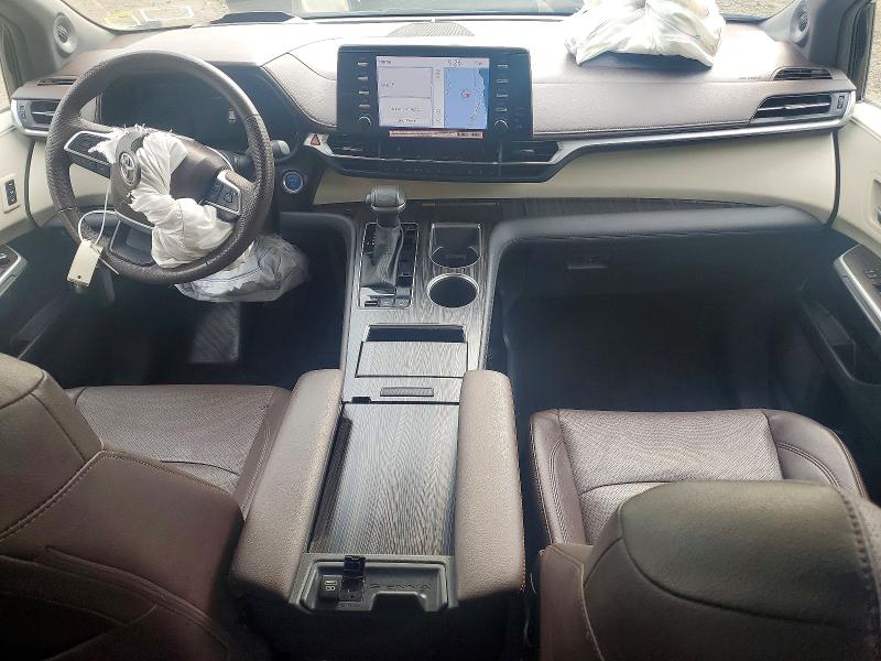 66817666 :رقم المزاد ، 5TDESKFC5RS130248 vin ، 2024 Toyota Sienna مزاد بيع