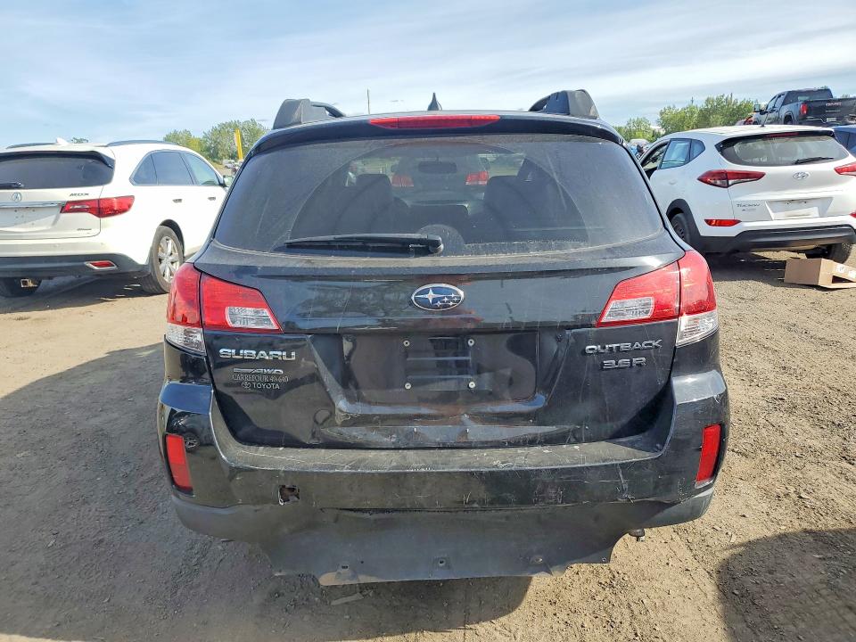 2014 Subaru Outback მანქანა იყიდება აუქციონზე, vin: 4S4BRJMC1E2210686, აუქციონის ნომერი: 69233496