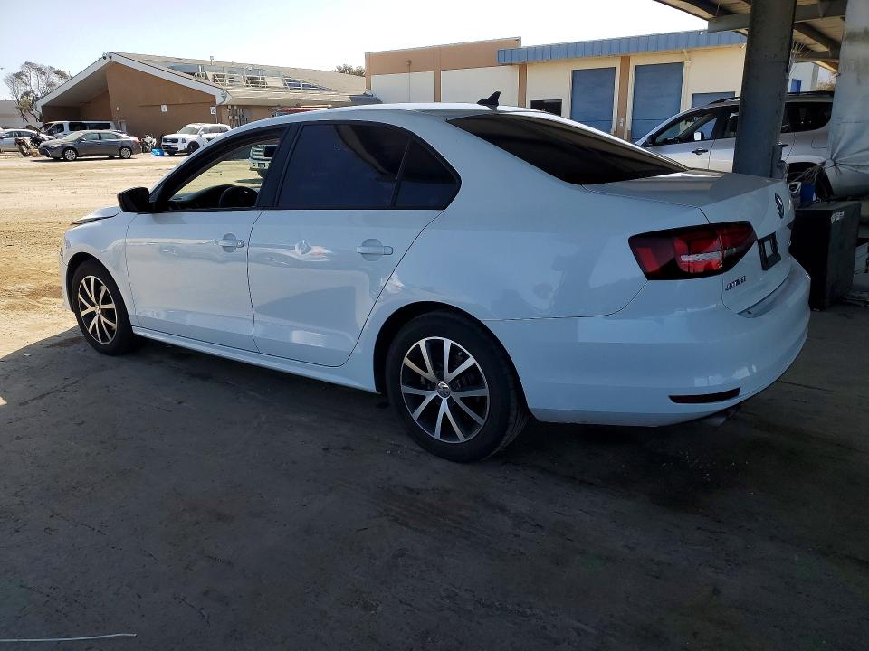 69305766 :رقم المزاد ، 3VWD67AJ1GM332033 vin ، 2016 Volkswagen Jetta مزاد بيع