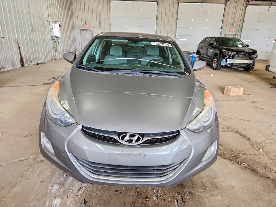 2013 Hyundai Elantra მანქანა იყიდება აუქციონზე, vin: 5NPDH4AE0DH348868, აუქციონის ნომერი: 70817076