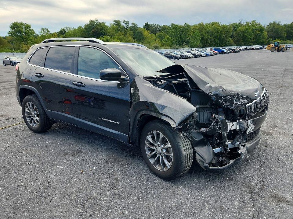 68374926 :رقم المزاد ، 1C4PJMLB6KD418218 vin ، 2019 Jeep Cherokee مزاد بيع