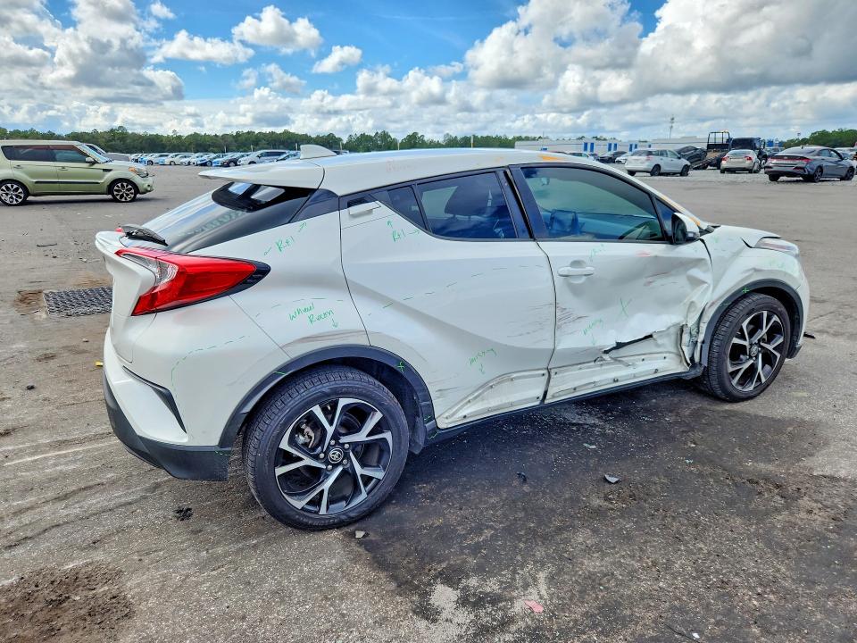 2020 Toyota C-hr მანქანა იყიდება აუქციონზე, vin: NMTKHMBXXLR110444, აუქციონის ნომერი: 68397846