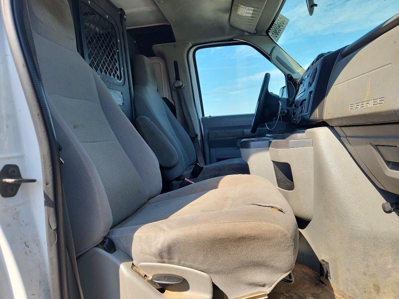 68640986 :رقم المزاد ، 1FTNE1EW3CDA08570 vin ، 2012 Ford Econoline مزاد بيع