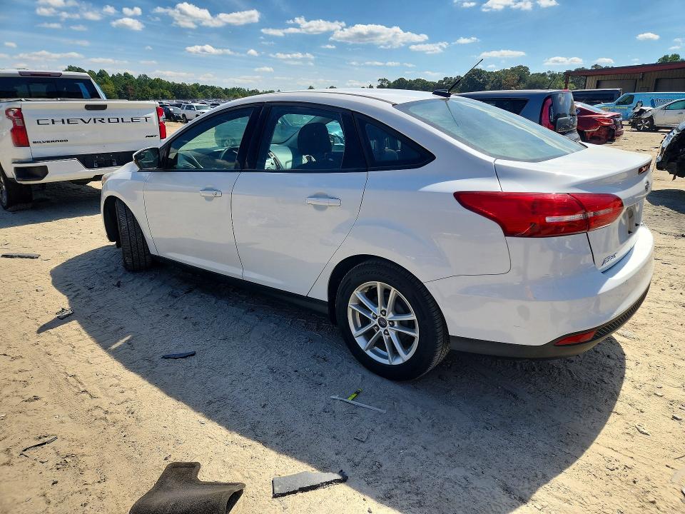 Продажа на аукционе авто 2015 Ford Focus, vin: 1FADP3F27FL317567, номер лота: 67834386