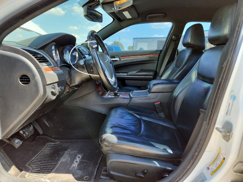 69820256 :رقم المزاد ، 2C3CCAAG3EH335945 vin ، 2014 Chrysler 300 مزاد بيع