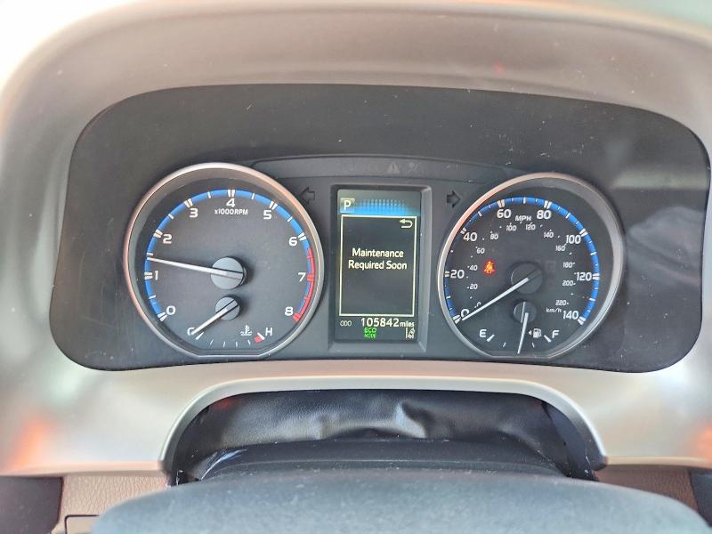 Aukcja sprzedaży 2017 Toyota Rav4, vin: JTMZFREV6HJ105923, numer aukcji: 69325556