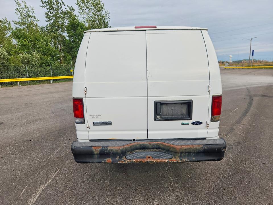 66975586 :رقم المزاد ، 1FTNS2EWXBDA75955 vin ، 2011 Ford Econoline مزاد بيع