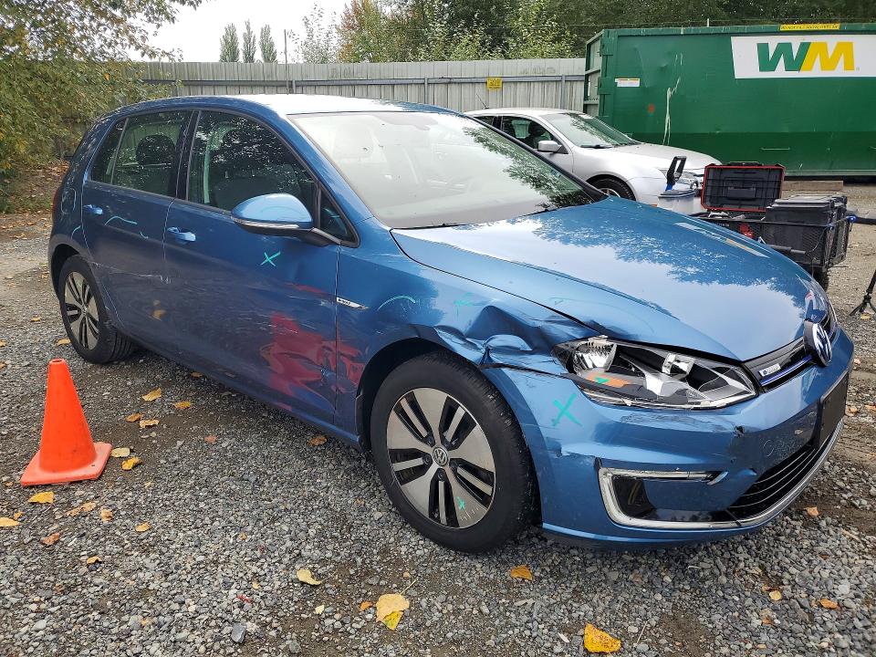 2016 Volkswagen E-golf მანქანა იყიდება აუქციონზე, vin: WVWKP7AU9GW913927, აუქციონის ნომერი: 67699576