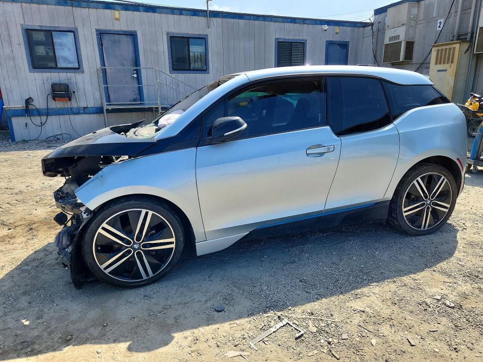 2017 Bmw I3 მანქანა იყიდება აუქციონზე, vin: WBY1Z8C30HV891967, აუქციონის ნომერი: 69089426