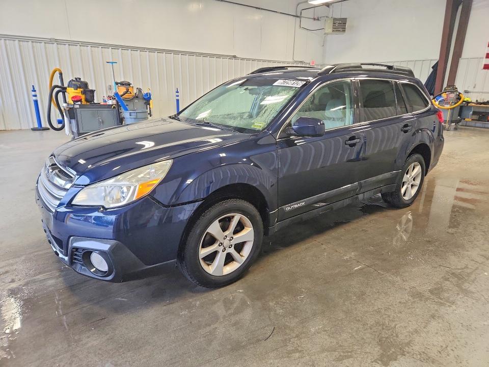 Auction sale of the 2013 Subaru Outback, vin: 4S4BRBCC9D3324001, lot number: 67298126