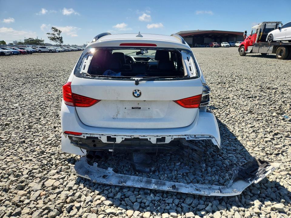 2015 Bmw X1 მანქანა იყიდება აუქციონზე, vin: WBAVM5C57FVV93637, აუქციონის ნომერი: 68387646