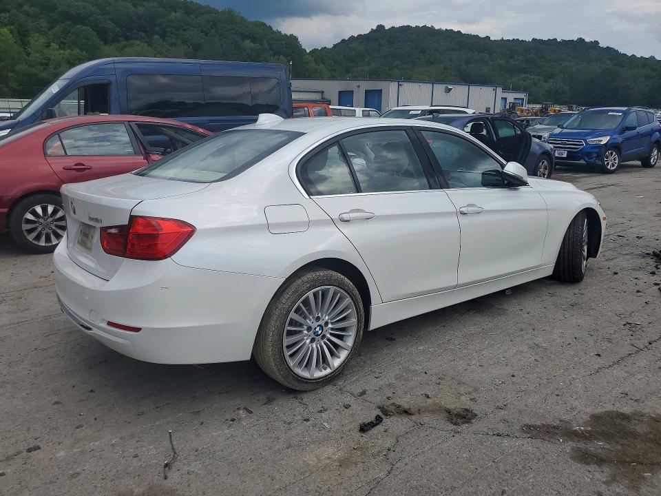 2013 Bmw 328 მანქანა იყიდება აუქციონზე, vin: WBA3B5G56DNS03454, აუქციონის ნომერი: 68976086
