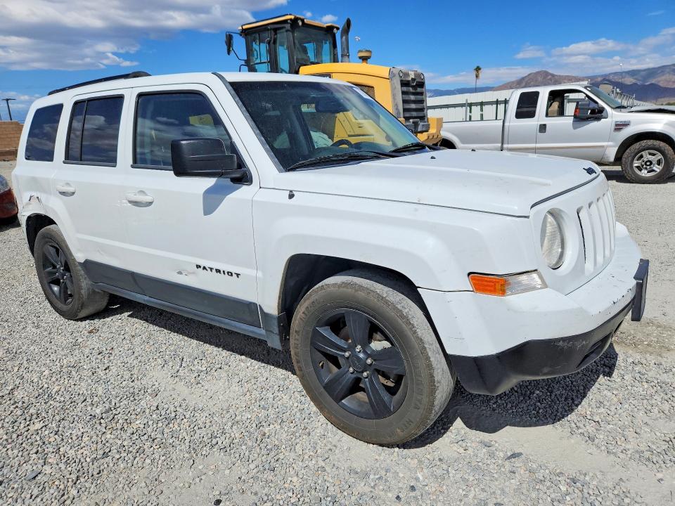70869386 :رقم المزاد ، 1C4NJPBA8FD191217 vin ، 2015 Jeep Patriot مزاد بيع