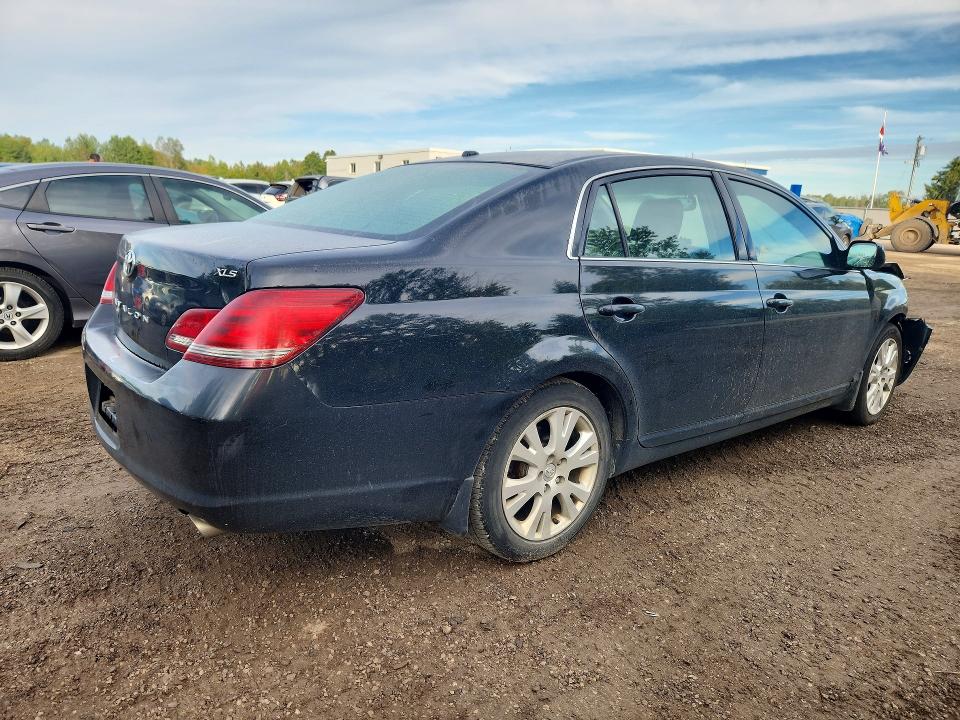 68652666 :رقم المزاد ، 4T1BK3DB3AU356822 vin ، 2010 Toyota Avalon مزاد بيع