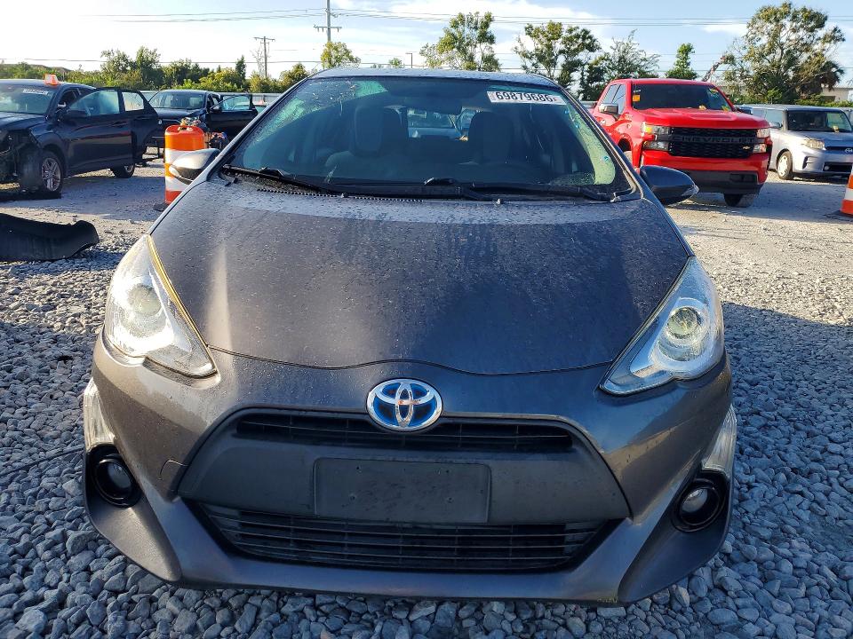 Продаж на аукціоні авто 2015 Toyota Prius C, vin: JTDKDTB39F1102616, номер лоту: 69879686