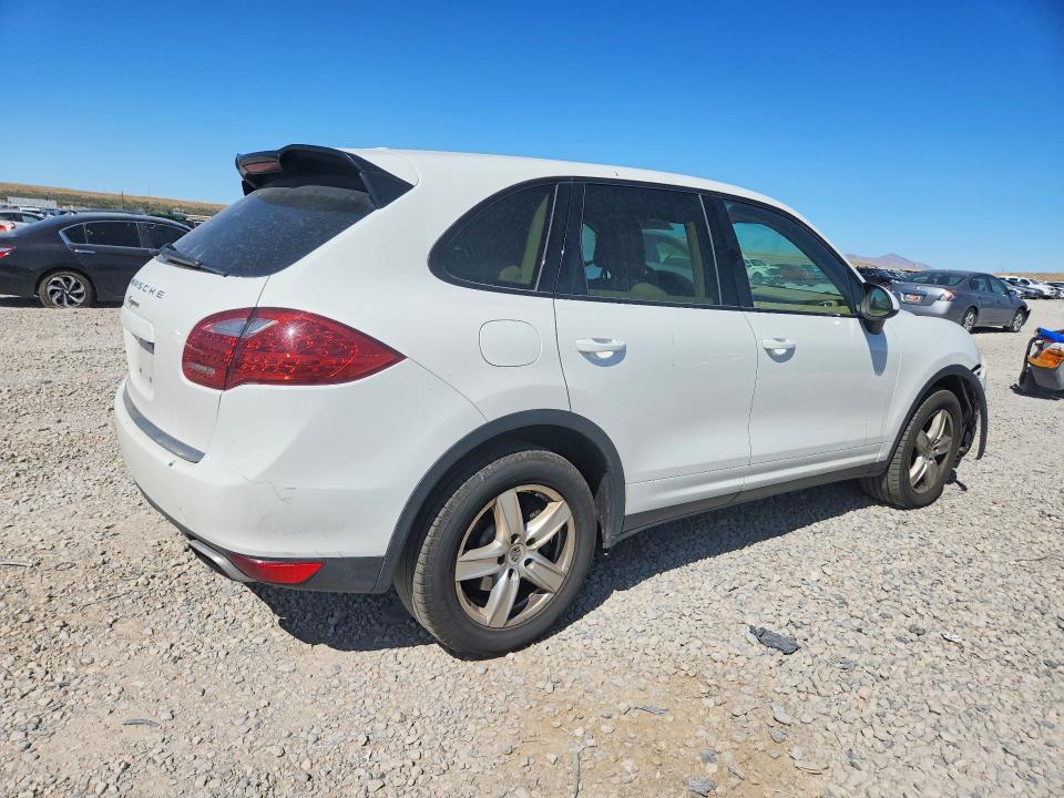 2014 Porsche Cayenne მანქანა იყიდება აუქციონზე, vin: WP1AA2A24ELA03341, აუქციონის ნომერი: 68589466