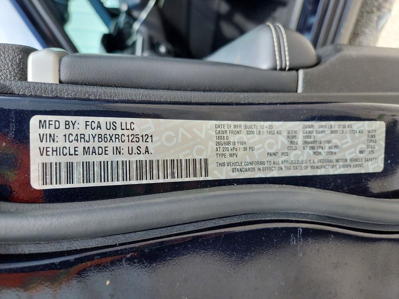 Продажа на аукционе авто 2024 Jeep Grand Cherokee, vin: 1C4RJYB6XRC125121, номер лота: 68412366