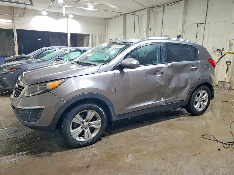 Auction sale of the 2013 Kia Sportage, vin: KNDPB3A27D7379697, lot number: 69044106