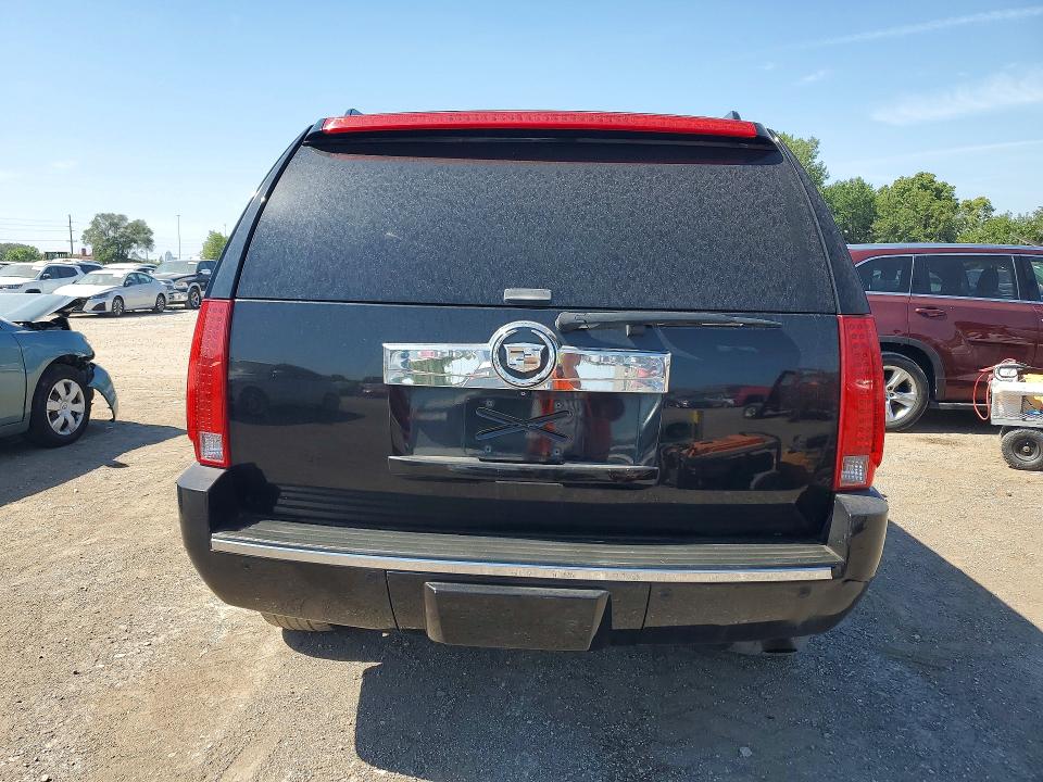Продажа на аукционе авто 2008 Cadillac Escalade, vin: 1GYFK638X8R250971, номер лота: 67519316