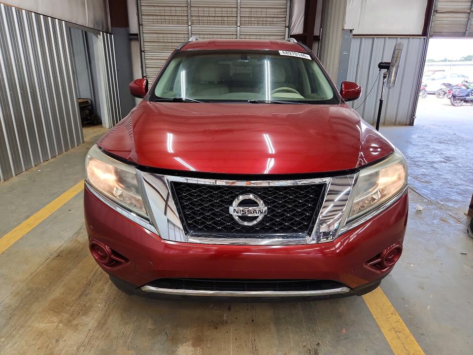 68970146 :رقم المزاد ، 5N1AR2MN0DC624800 vin ، 2013 Nissan Pathfinder مزاد بيع