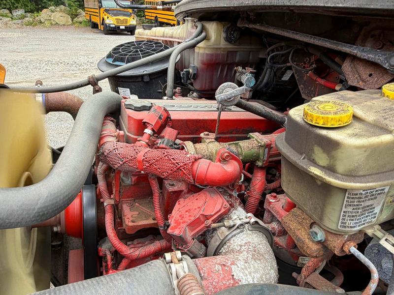 Продаж на аукціоні авто 2015 Freightliner Chassis, vin: 4UZABRDU4FCFW9648, номер лоту: 68631246