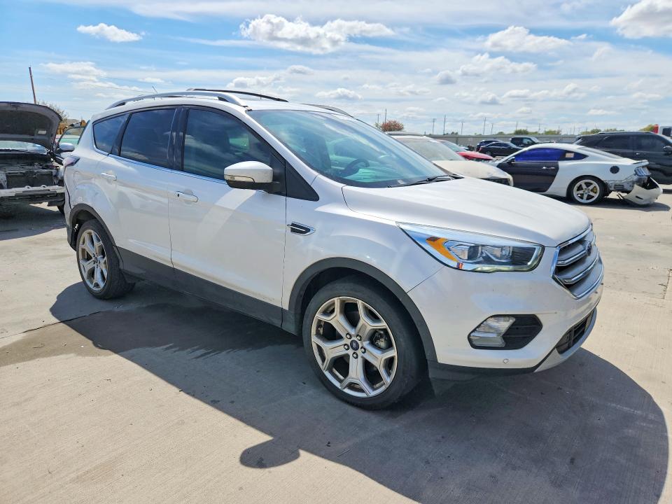 Продажа на аукционе авто 2017 Ford Escape, vin: 1FMCU0J93HUB35570, номер лота: 70779686