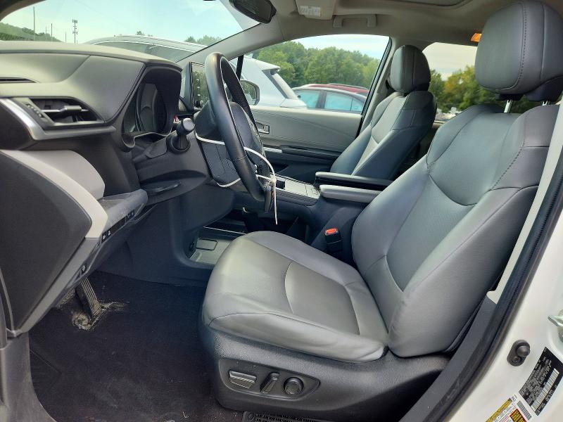 69178596 :رقم المزاد ، 5TDJSKFC7NS048529 vin ، 2022 Toyota Sienna مزاد بيع
