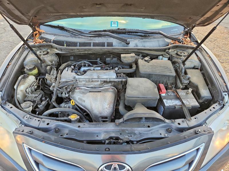 69822756 :رقم المزاد ، 4T1BF3EK2BU164960 vin ، 2011 Toyota Camry مزاد بيع