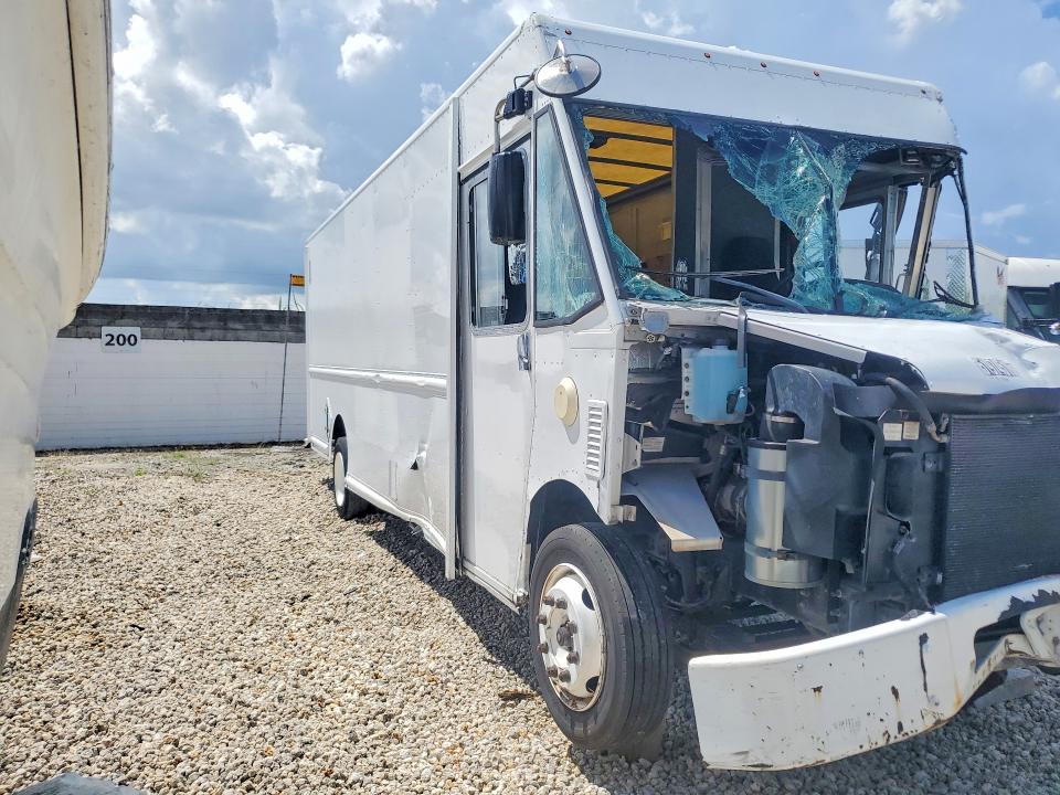 Продаж на аукціоні авто 2020 Freightliner Mt45 Chassis, vin: 4UZAAPFD8LCMC6579, номер лоту: 51974516