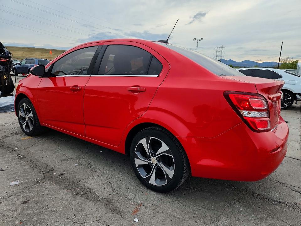 70376566 :رقم المزاد ، 1G1JF5SB3H4117745 vin ، 2017 Chevrolet Sonic مزاد بيع