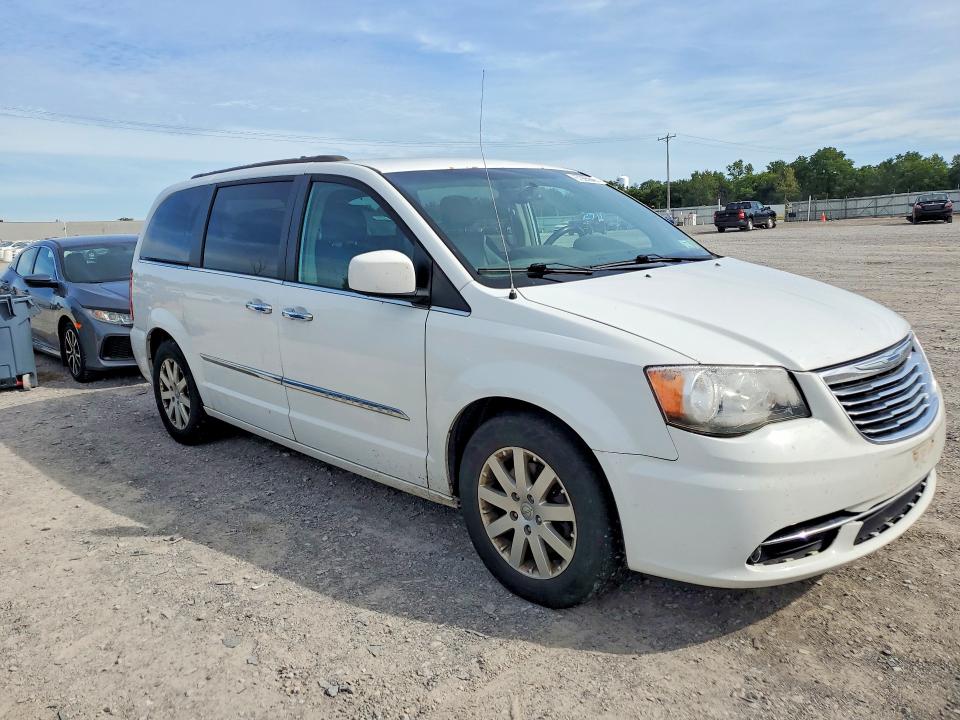 Продажа на аукционе авто 2015 Chrysler Town & Country, vin: 2C4RC1BG8FR662535, номер лота: 67905946