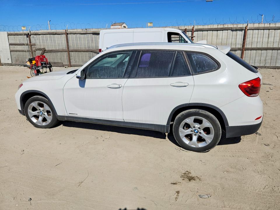 2015 Bmw X1 მანქანა იყიდება აუქციონზე, vin: WBAVM1C5XFVW57386, აუქციონის ნომერი: 67462566