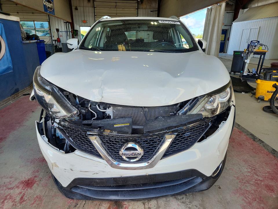 68755196 :رقم المزاد ، JN1BJ1CRXHW111978 vin ، 2017 Nissan Rogue Sport مزاد بيع