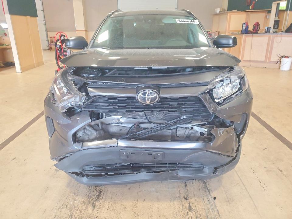 2020 Toyota Rav4 მანქანა იყიდება აუქციონზე, vin: 2T3F1RFV7LC111970, აუქციონის ნომერი: 68668346