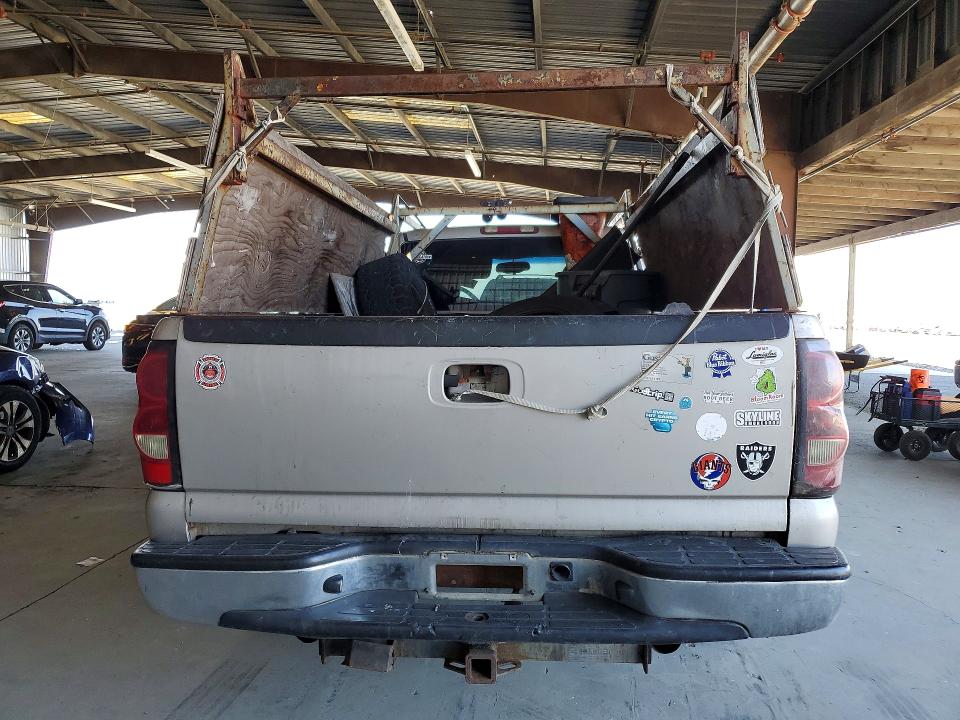 70112486 :رقم المزاد ، 1GCEC14V44Z263067 vin ، 2004 Chevrolet Silverado مزاد بيع