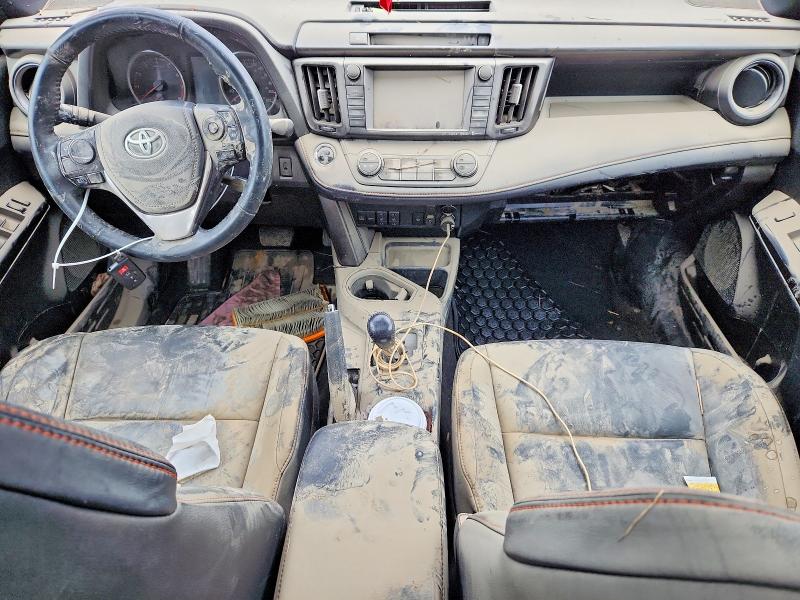 69043446 :رقم المزاد ، 2T3JFREV7JW702163 vin ، 2018 Toyota Rav4 مزاد بيع