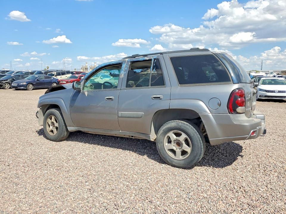 68877876 :رقم المزاد ، 1GNDT13S152303285 vin ، 2005 Chevrolet Trailblazer مزاد بيع
