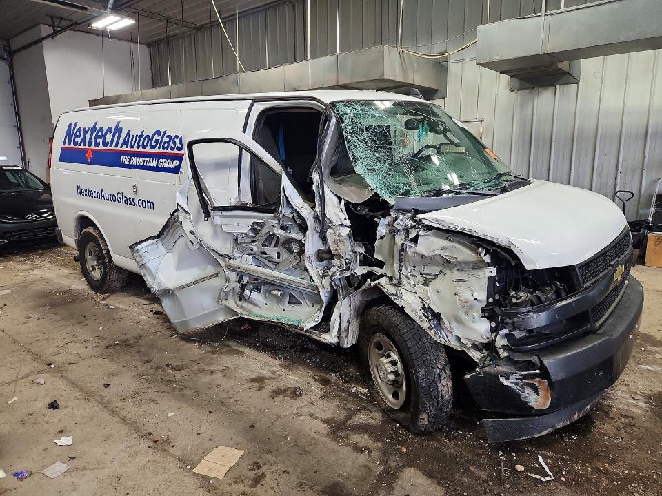 2018 Chevrolet Express G2500 მანქანა იყიდება აუქციონზე, vin: 1GCWGBFP6J1260419, აუქციონის ნომერი: 68353356