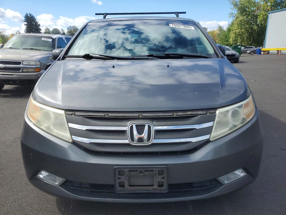 70001986 :رقم المزاد ، 5FNRL5H92BB105061 vin ، 2011 Honda Odyssey مزاد بيع