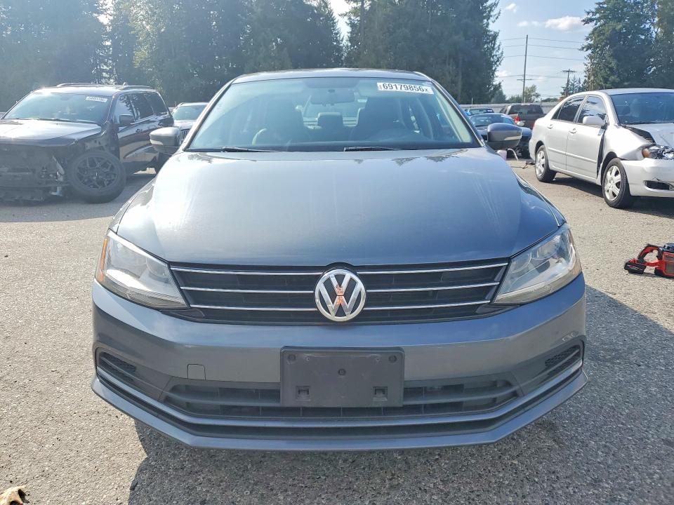 69179856 :رقم المزاد ، 3VWDB7AJ8HM298475 vin ، 2017 Volkswagen Jetta مزاد بيع